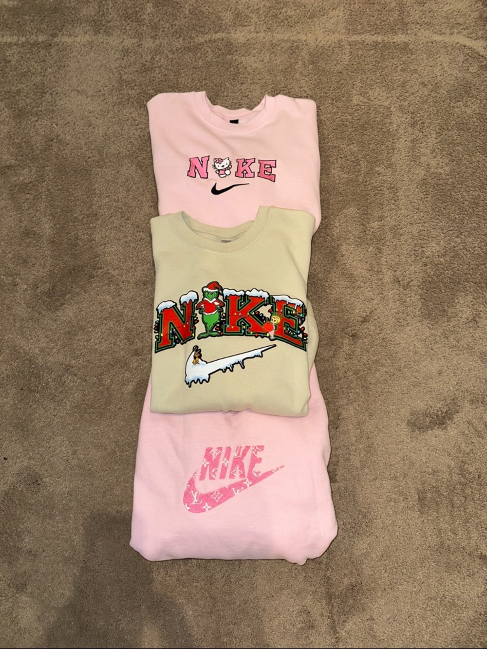 EUC Nike embroidery Sweatshirts